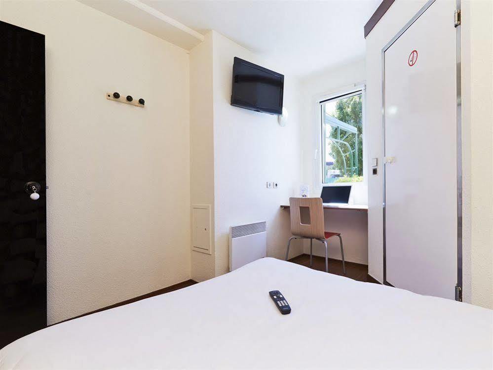 Hotel F1 Lyon Genay Massieux מראה חיצוני תמונה